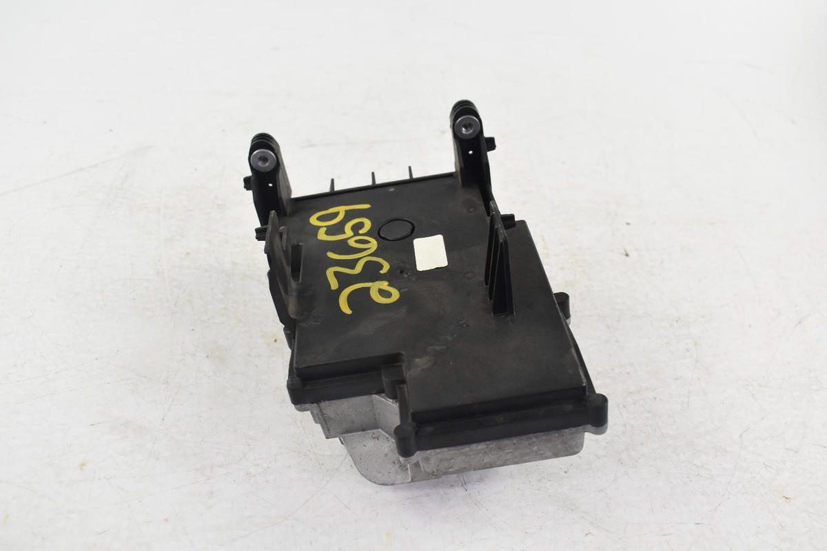 2016 VOLVO XC90 (Control Module) OEM Battery Switch Computer Unit 
