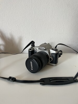 Canon EOS 500N 35mm Spiegelreflexkamera mit 28-80mm Objektiv Kit