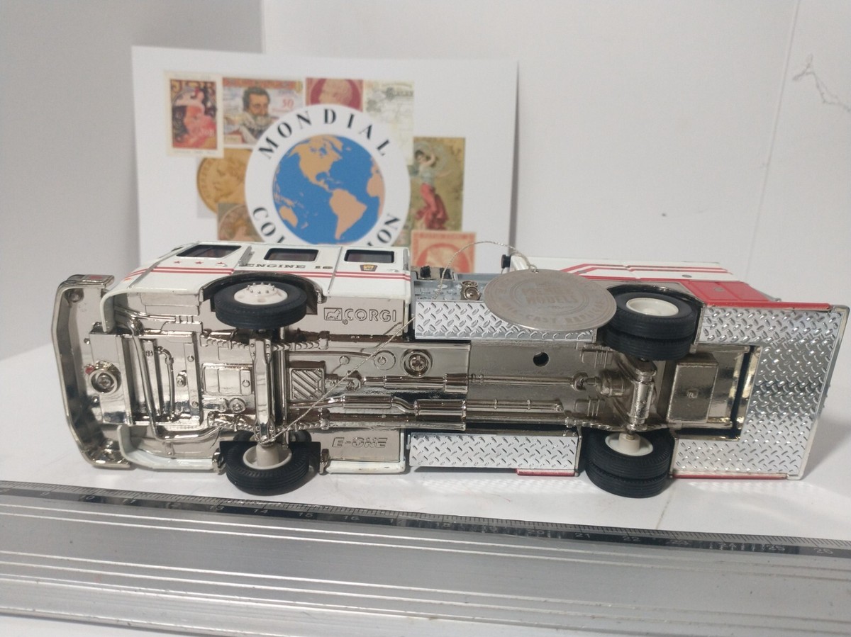 Camion De Pompiers Corgi Morris Minor - Occasion Sans Boîte - Modèle Miniature PMPB5-0222