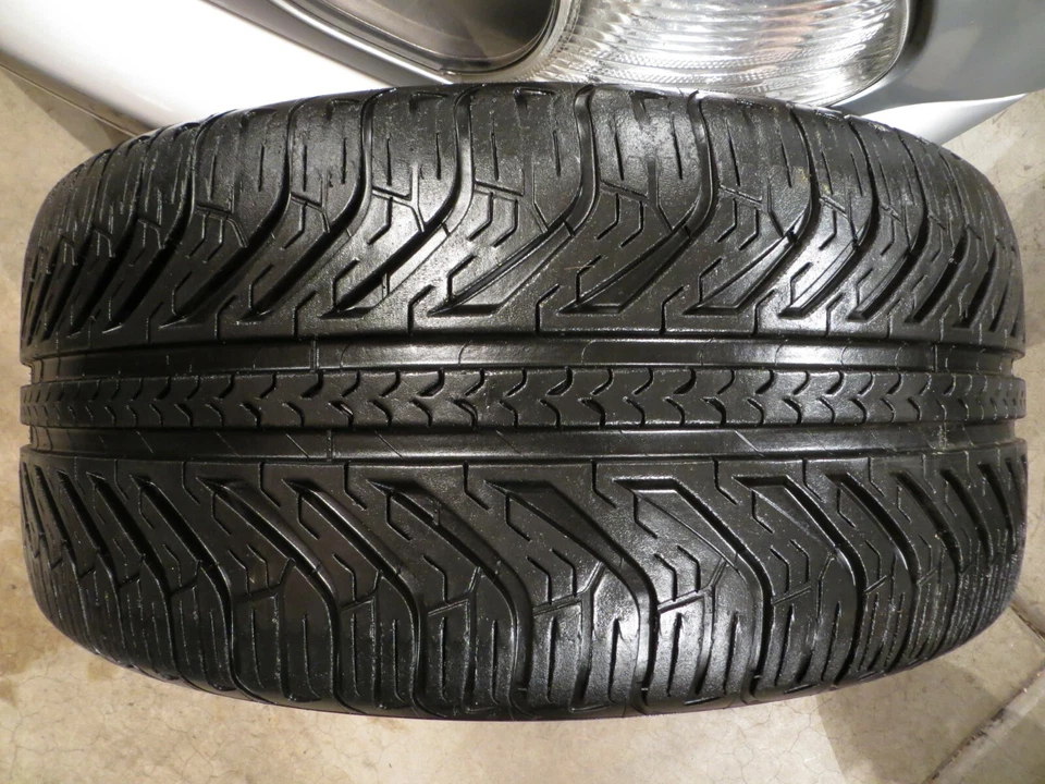 ALMOST NEW 1 ONE MICHELIN PILOT SPORT A/S PLUS ZP 245/40ZR18 RFT 245 40 18 2689 Foto 4 de 4