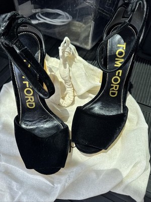 Tom Ford Velvet Platform Heels US 38.5 Black Made In Italy Peep-Toe