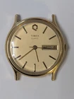 Vintage 1986 Timex Q Quartz Day Date Watch Runs 34mm Gold Tone Men's Wristwatch