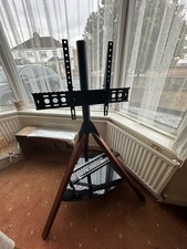 Hoxton TV Stand with Subwoofer Mount