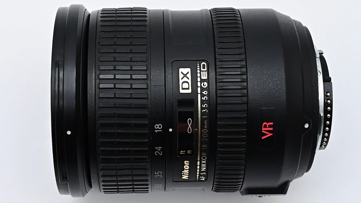 Nikon AF-S DX VR 18-200mm f/3.5-5.6G ED IF Lens Near Mint From