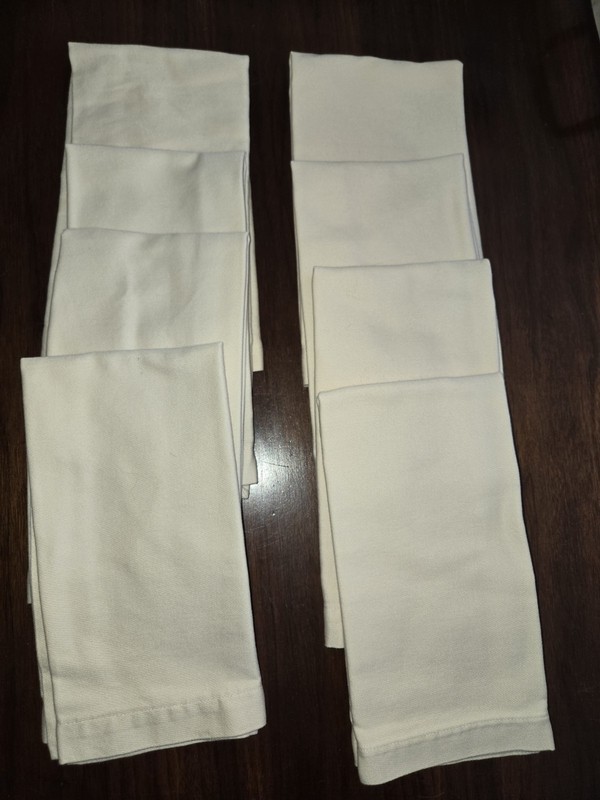 Williams Sonoma Beige Sateen Napkins 8 