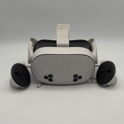 Meta Quest 3S 256GB Standalone All-in-One VR Headset P97