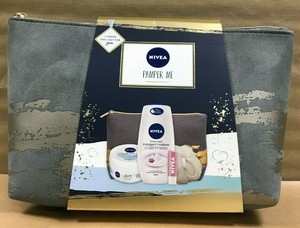 nivea pamper me gift bag