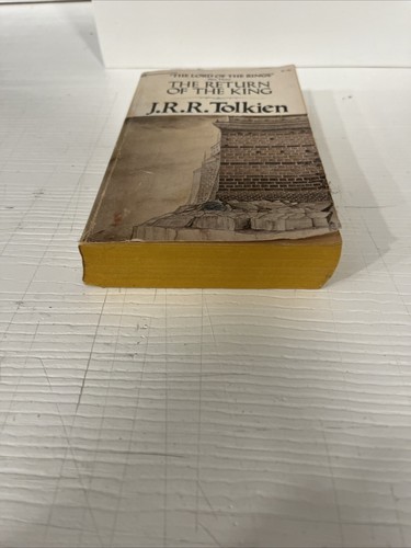 The Return of the King Lord of the Rings Series J.R.R. Tolkien 1975 Paperback - Imagen 2 de 17