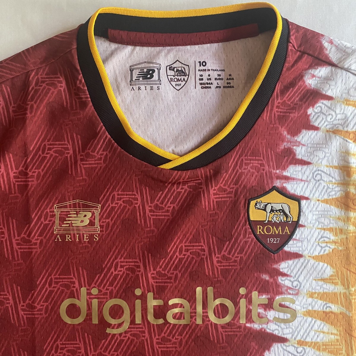 New Balance AS Roma x Aries Jersey Womens US 6 Designer New Balance AS Roma x Aries Jersey Womens US 6 Designer