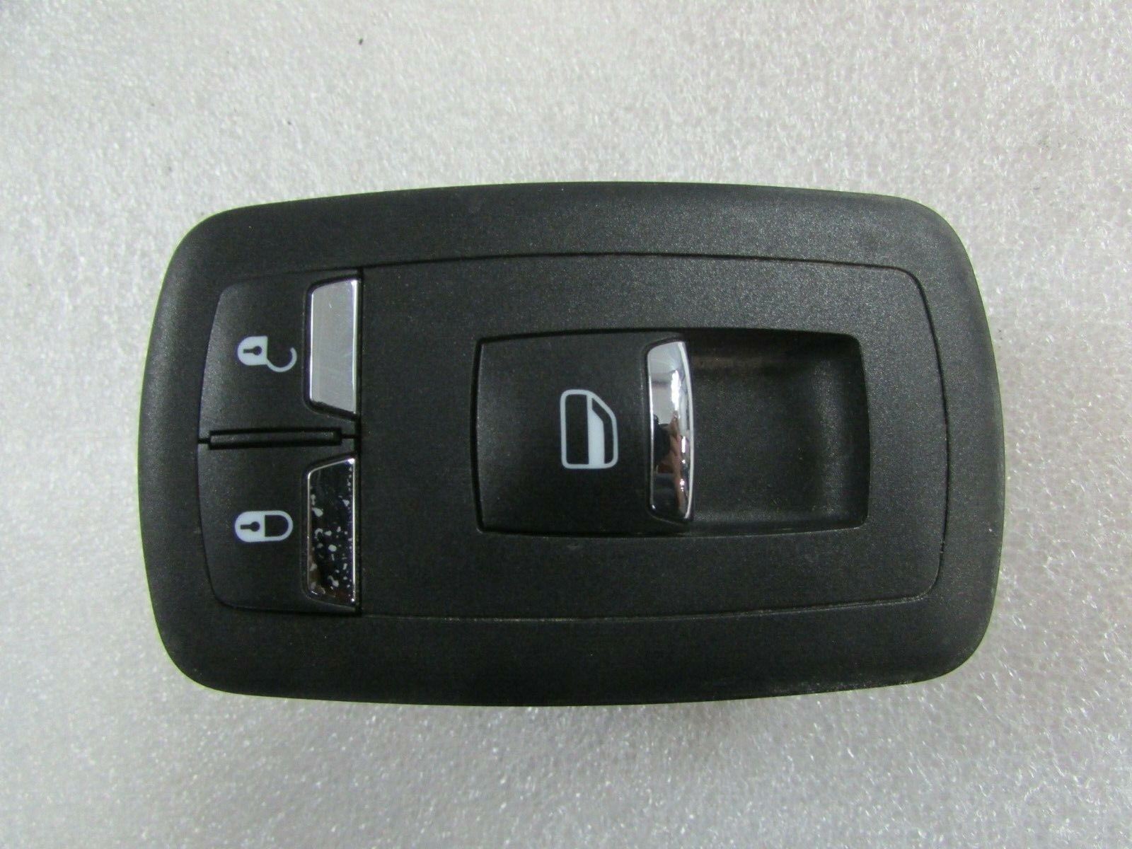 Maserati Ghibli, RH, Right Rear Door Window Switch, Used, P/N 670025405