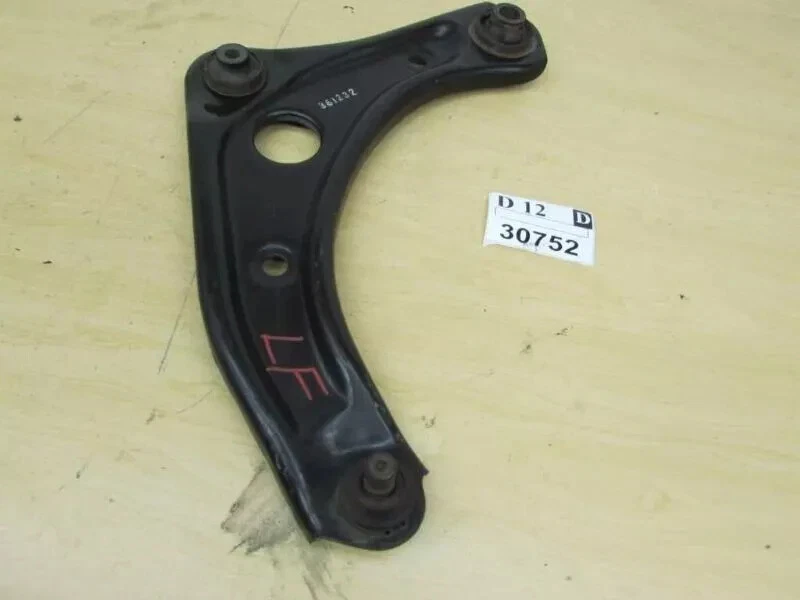 Brazo de control inferior 850 1994 1997 Volvo suspensión delantera izquierda lado conductor OEM Foto 2 de 4