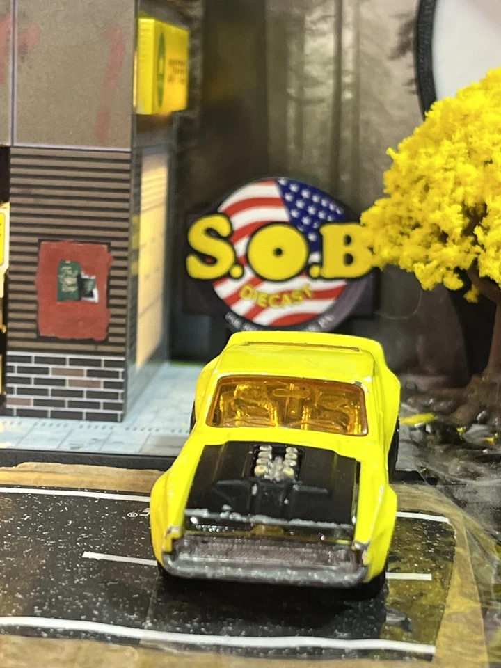 Lesney Matchbox 1972 Ford Boss Mustang No 44 Yellow Diecast USED EX Condition - Image 2 of 4