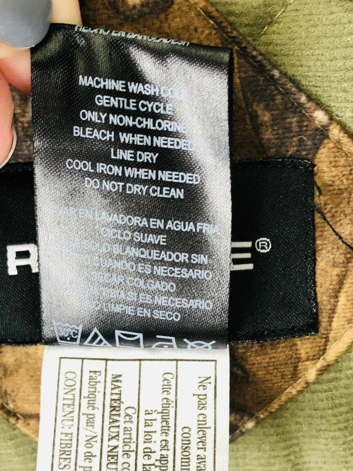 RealTree Xtra NWOT Youth Camouflage Soft Shell Jacket with Hood Size 18 - Image 4 of 4