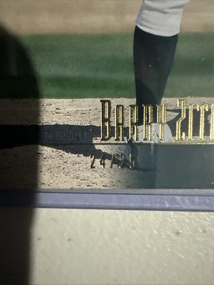 2001 Upper Deck Gold Exclusives #ed to 25 Barry Zito #4 RC Athletics Super rare - Image 2 of 4