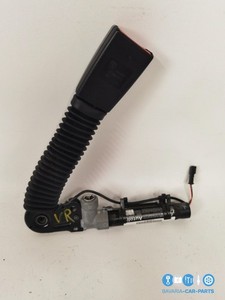 Original BMW  F01 F02 F10 F11  Untergurt mit Gurtstrammer rechts / Gurtschlos...