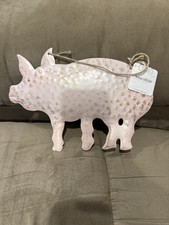 NWT Birch & Vine Pig Hanging Wall Decor Metal Pink/Gold 11” x 8”