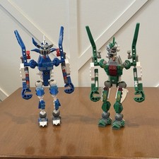 Block Tech Meta Bots Punching Robots Battle Kit Blue Cyclone & Green Joker Build