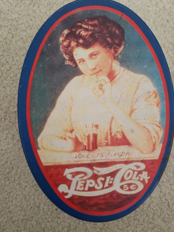 Pepsi Cola Tin Vintage Oval 1988 “Love its flavor”