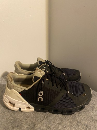 On Cloud Cloudflyer Wide Running Sneakers Shoes Size W11 | eBay