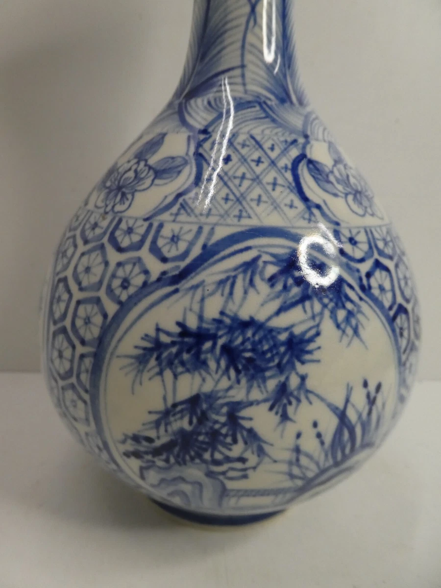 CHINESE YUAN HAND PAINTED BLUE & WHITE POTTERY CERAMIC VASE