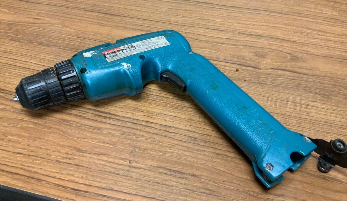 Makita cordless driver online drill model 6095d