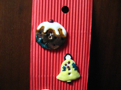 Incomparable Buttons Christmas Xmas Holiday - Handmade Ceramic Set (5) Sewing - Picture 2 of 6
