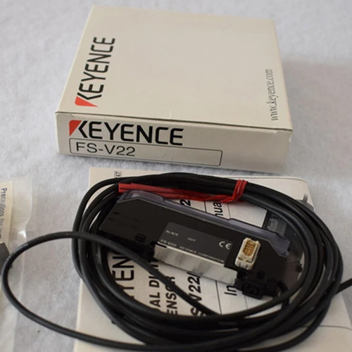 1PC Keyence FS-V22 Fiber Optic Sensor New Fast Shipping FSV22 Expedited Shipping - Picture 1 of 3