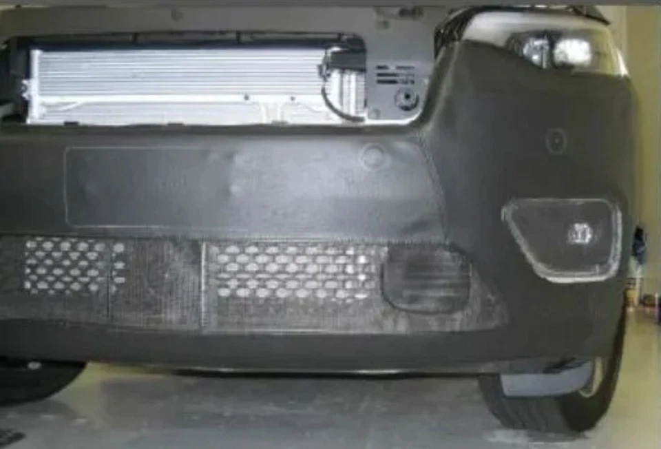 LeBra Custom Front End Cover 551714-01 for 19-22 Jeep Cherokee Trailhawk, Black - Image 4 of 4