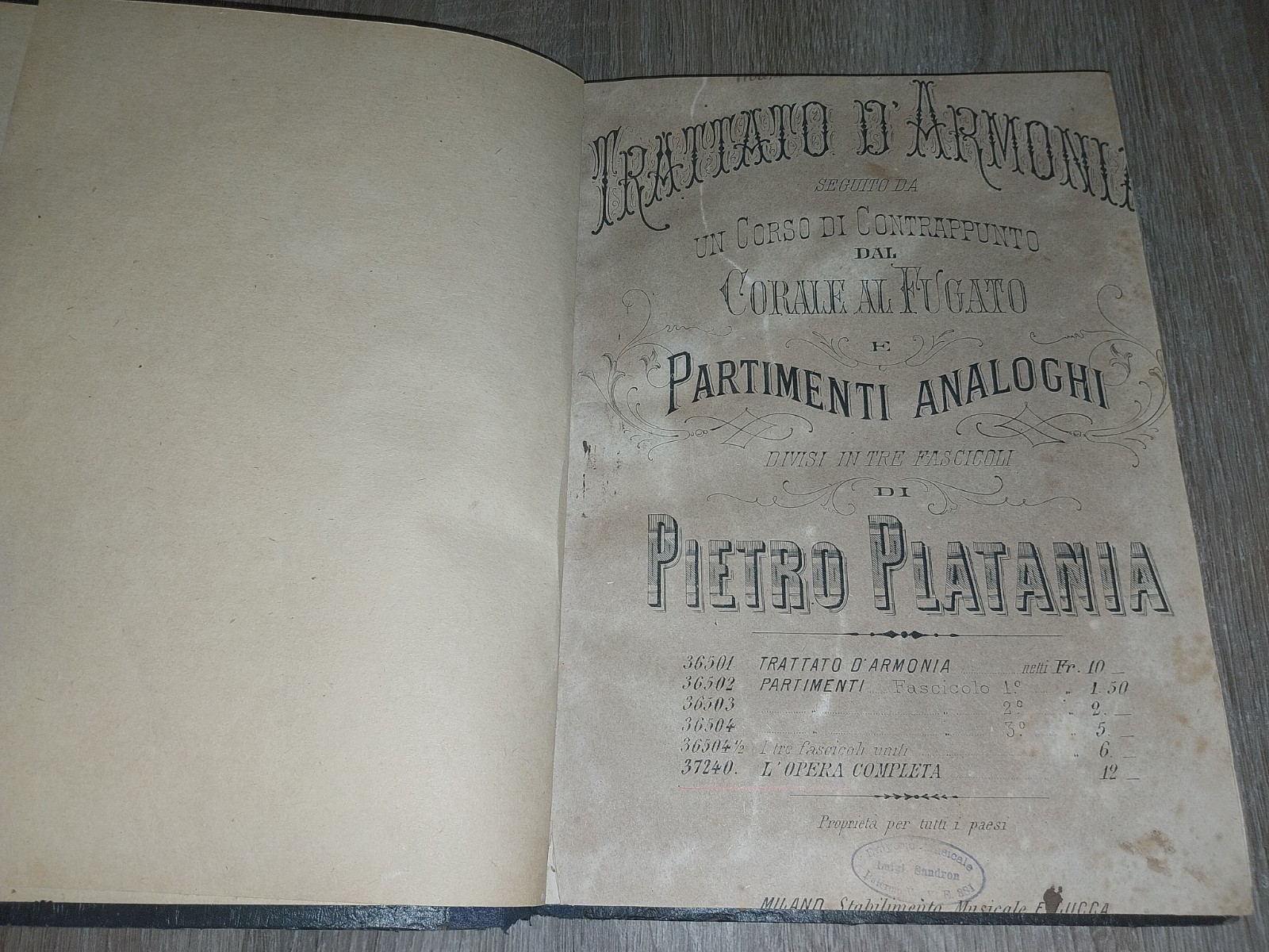 Foto 2 di 8
