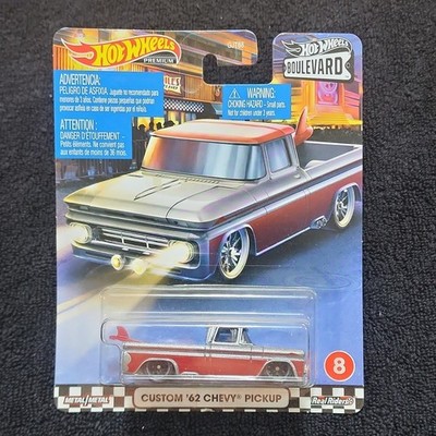 Hot Wheels Boulevard Premium Metal/Metal Real Riders Custom '62