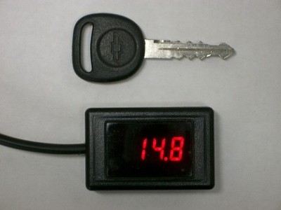 DynoTune Digital Fuel Pressure Gauge Red LED square