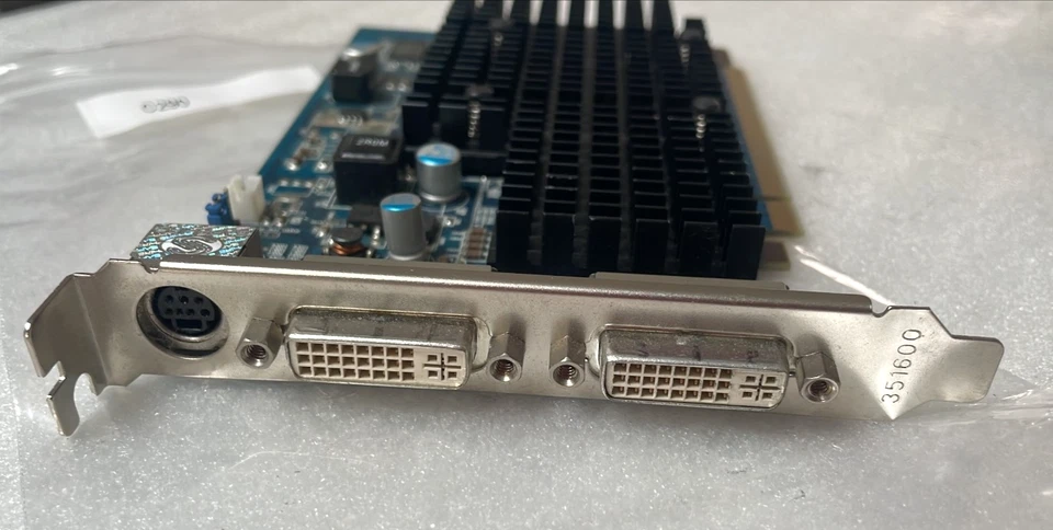 ATI Radeon HD 4350 1GB DDR2 Dual DVI-I TV Video Graphics Card - Image 3 of 4