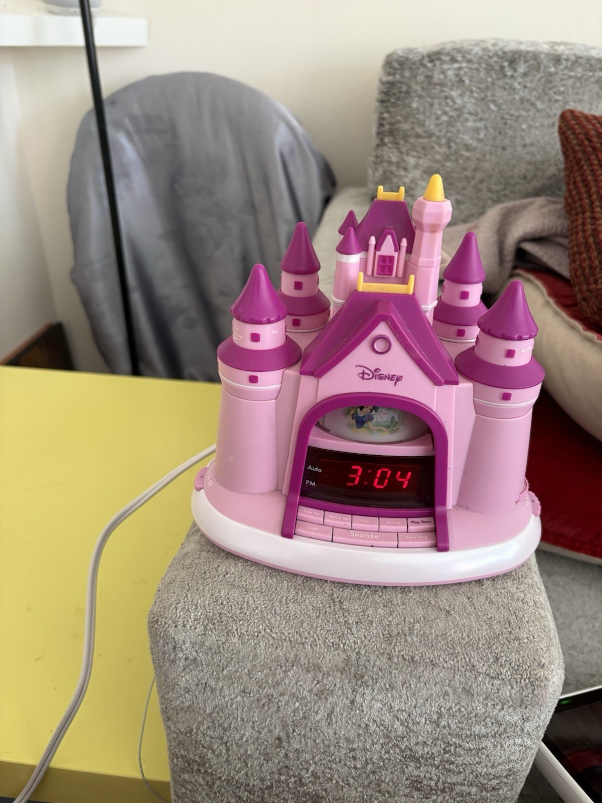 Disney Princess Castle Digital Alarm Clock Radio Pink Purple 2010