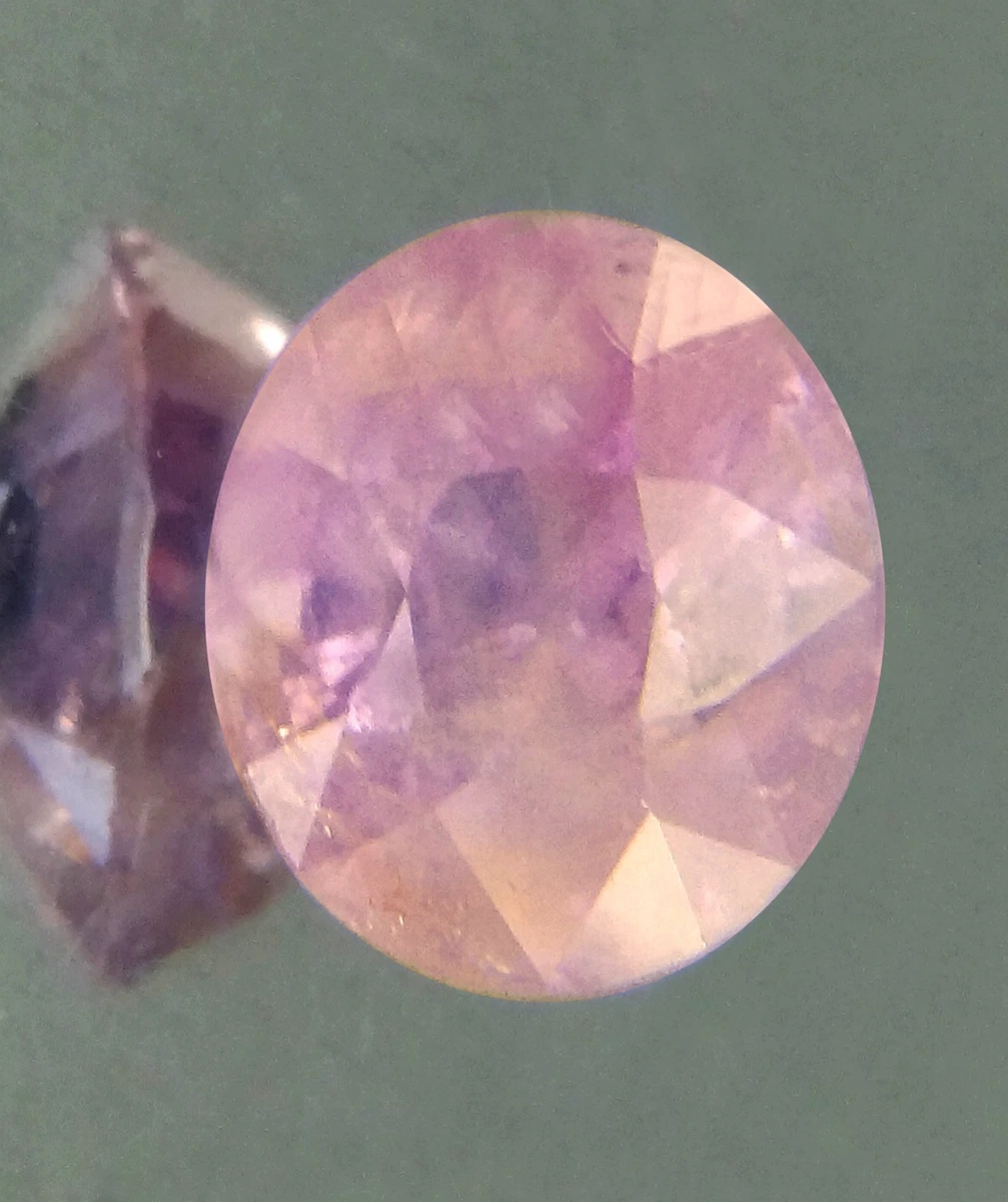 Grenat Rhodolite Naturel 2.09 Carats, Violet Rosé, Non Traité - Madagascar, Neuf Sans Emballage