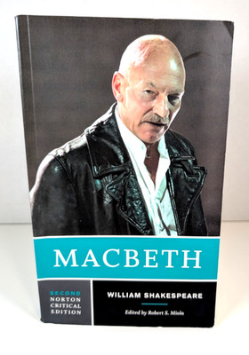 Norton Critical Editions Ser.: MACBETH by William Shakespeare (2013, PB)