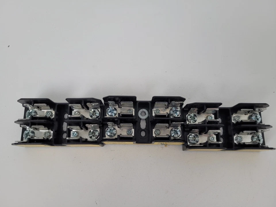 Lote de 3 - Bloco de distribuição de energia BM6032SQ Buss 30A 600V - Opção no dia seguinte - Imagem 3 de 4