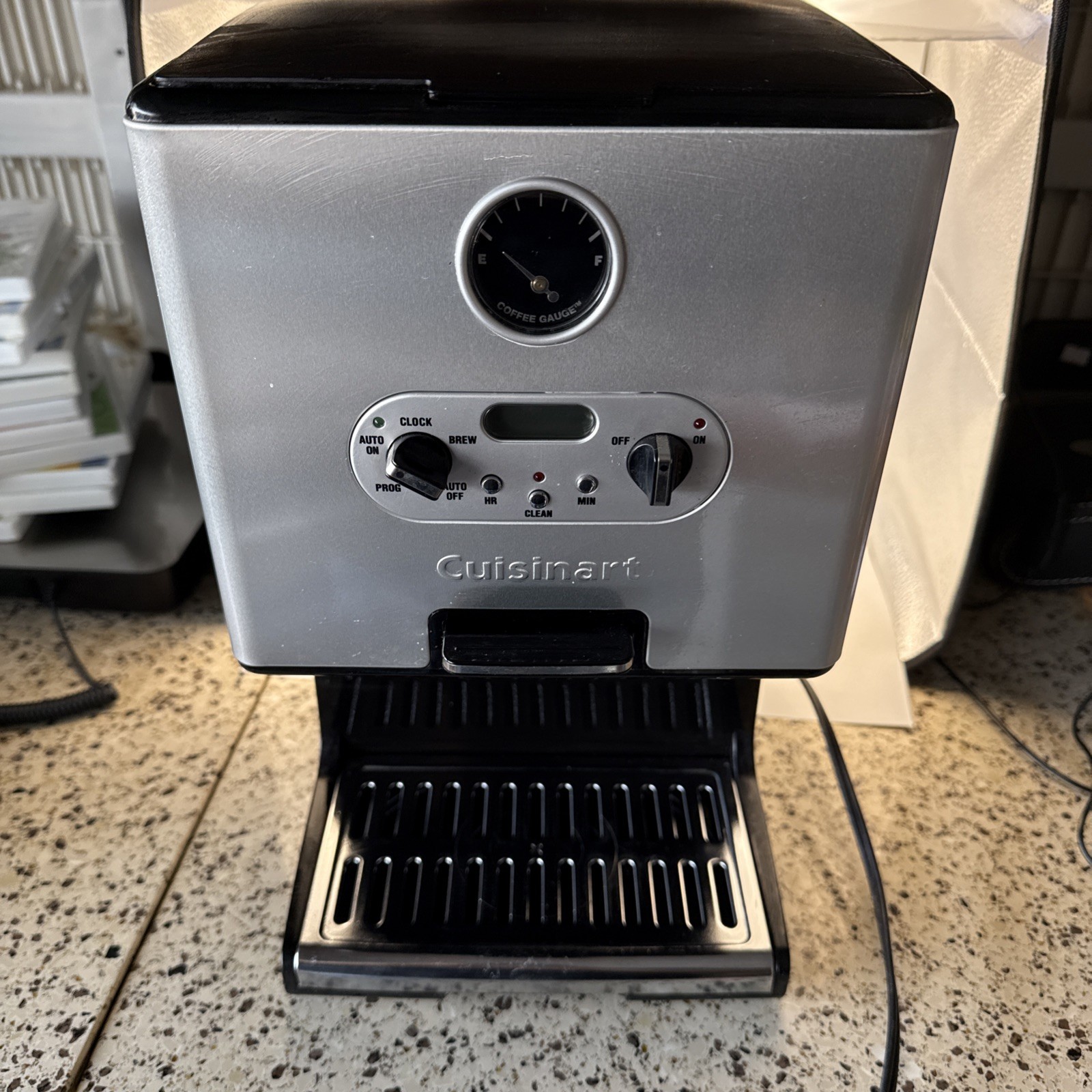 12 Cup Coffee On Demand Dispenser Dcc-2000