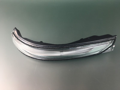 Orig. Hyundai Tucson TL 2015 - Spiegelblinker Blinker Zusatzblinker links 0132