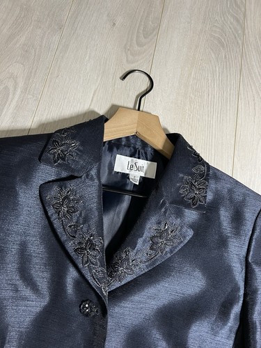 Le Suit Navy Satin Floral Sequined Embroidered Blazer Jacket Sz 6 - Picture 2 of 8