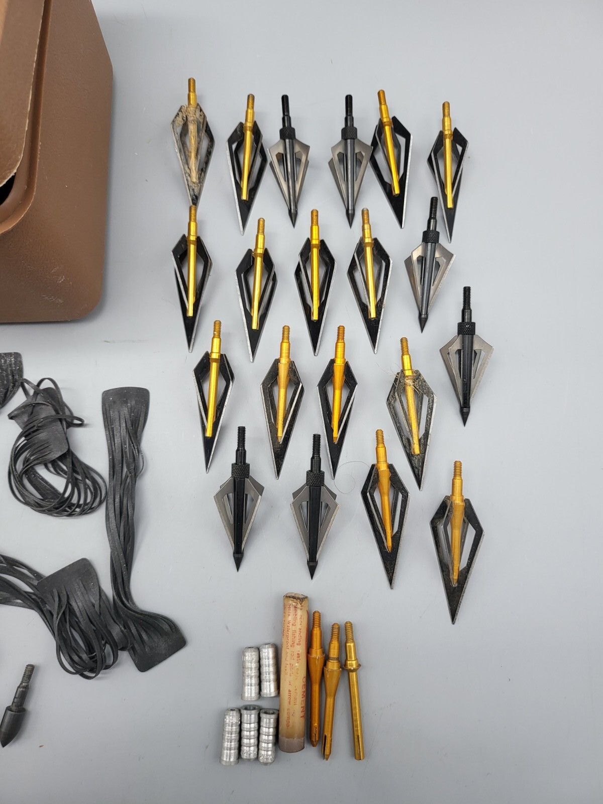 Large Mixed Lot of Used & Unused Archery Broadhead Razor Arrows eBay