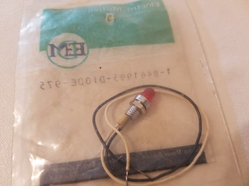 General Motors GM Electro-Motive 1-8461993-DIODE-975 Red Indicator Lamp 2-Wire - 第 1/2 張圖片