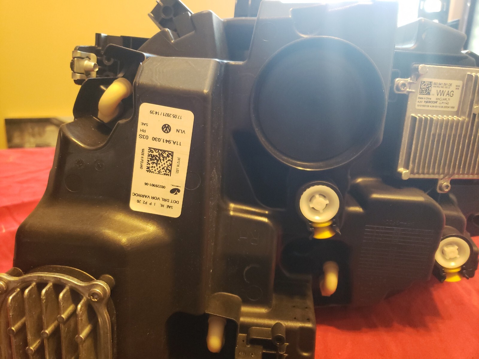Headlight For ID.4 New OEM Right Led Assy 11A941030 | eBay