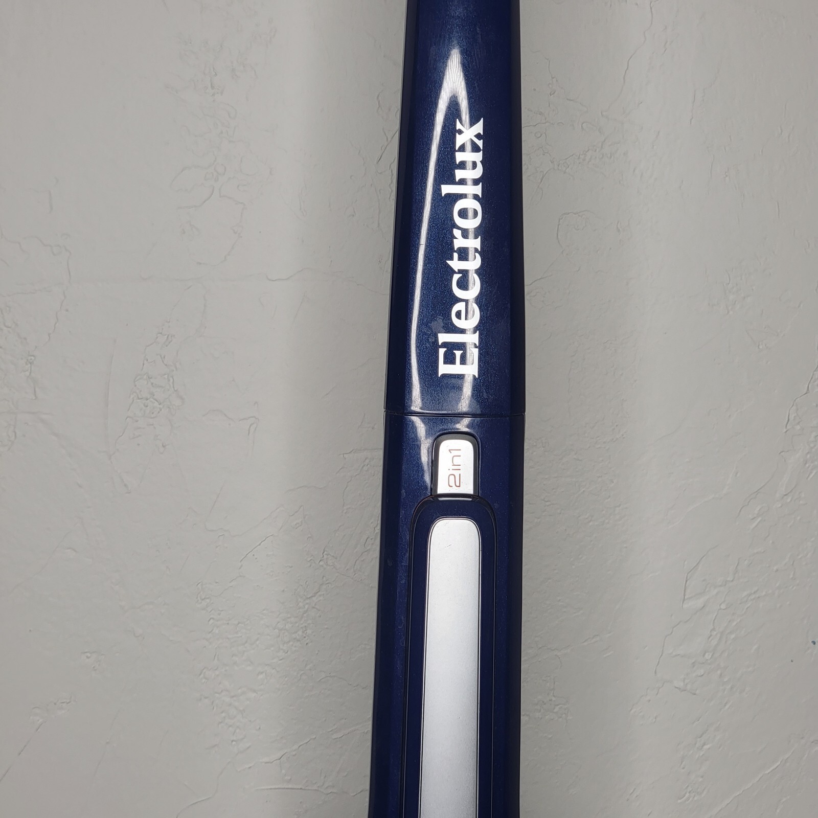 Electrolux Ergorapido 2 in 1 Lithium Cordless Vacuum WITH Charger eBay