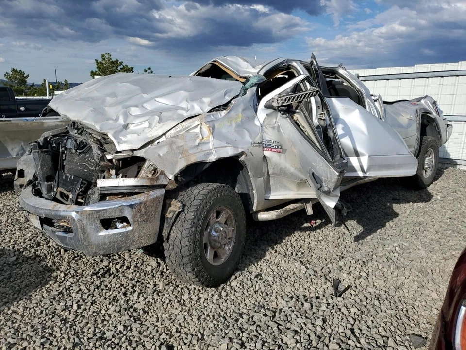 Módulo de control de frenos de remolque usado para: Ram Dodge 2500 2012 camioneta control de remolque Foto 3 de 4