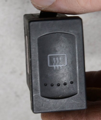 VW Passat 3B Limo Bj 1999 Schalter Heckscheiben Heizung #59782-B405