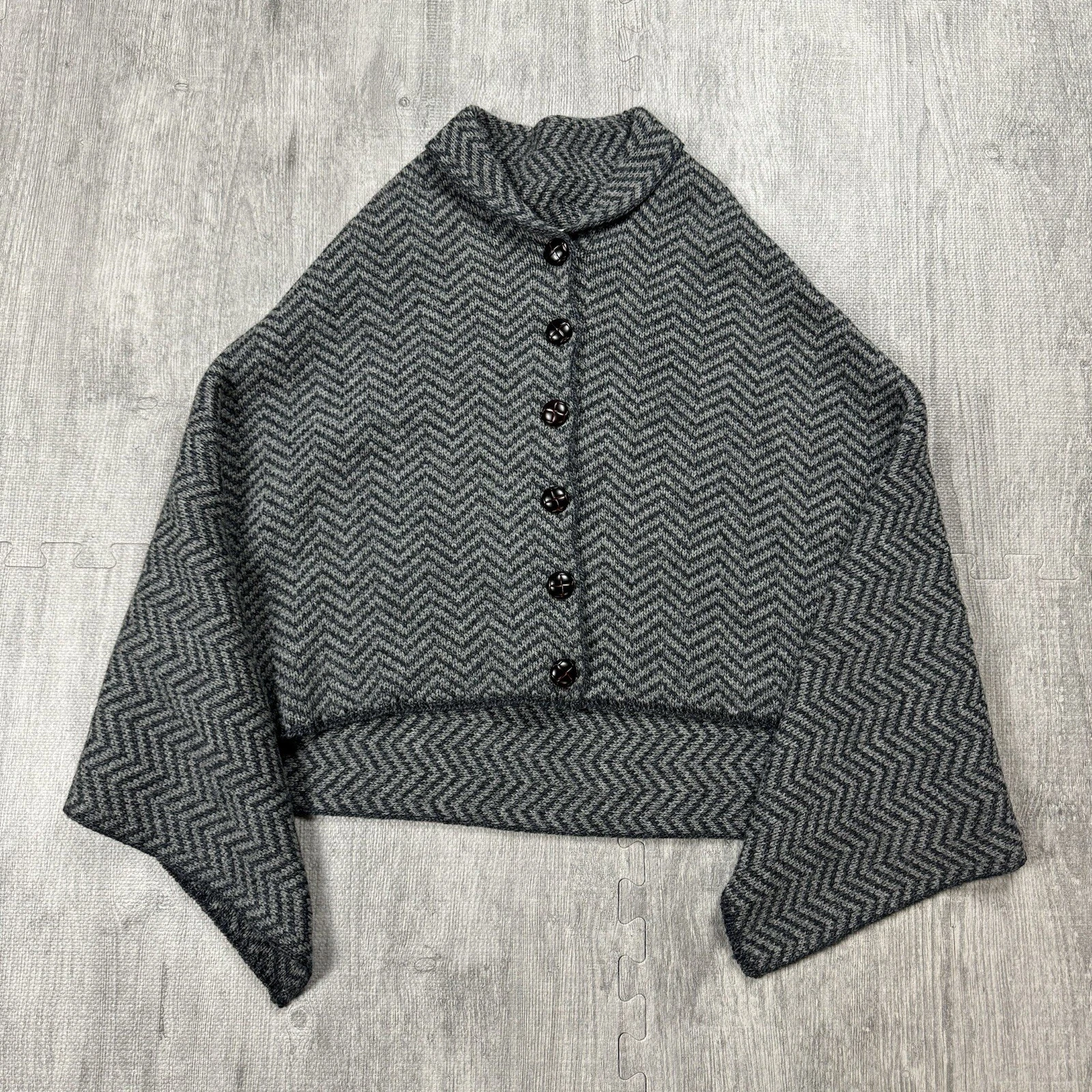 CARRAIG DON GREY TWEED 100% MERINO WOOL PONCHO WRAP CAPE BUTTON IRELAND ONE SIZE