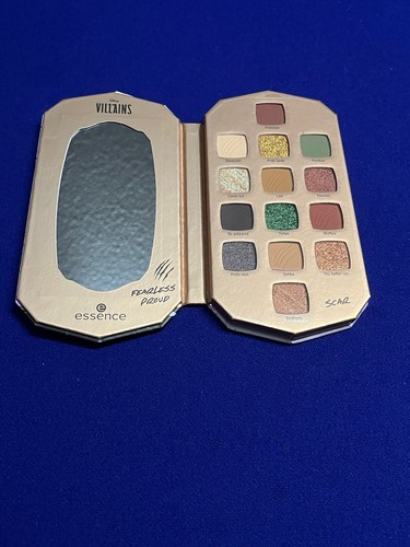 ESSENCE Disney Eye Shadow Palette PICK 1 URSULA EVIL QUEEN OR SCAR NEW - Picture 6 of 6