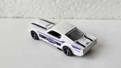 HOT WHEELS 65 MUSTANG 2+2 FASTBACK WHITE PURPLE | eBay