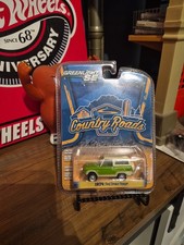 Greenlight Country Roads 1974 Ford Bronco Ranger 1:64 Diecast Truck