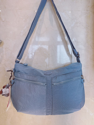 NWT Kipling Women's Izellah Crossbody Bag in Haze Blue 13''W Hipster